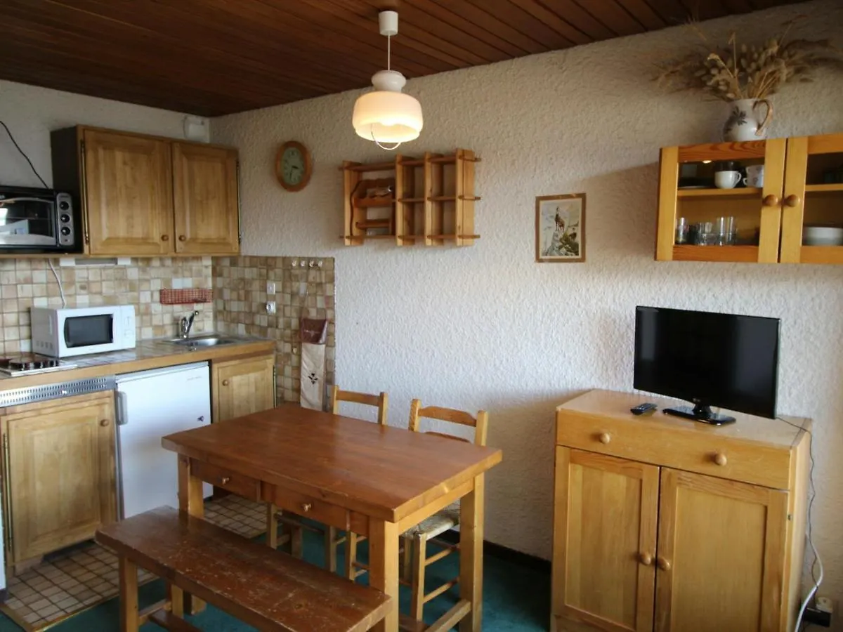 Studio Cabine Au Pied Des Pistes Avec Balcon Et Parking - Auris En Oisans - Fr-1-297-14