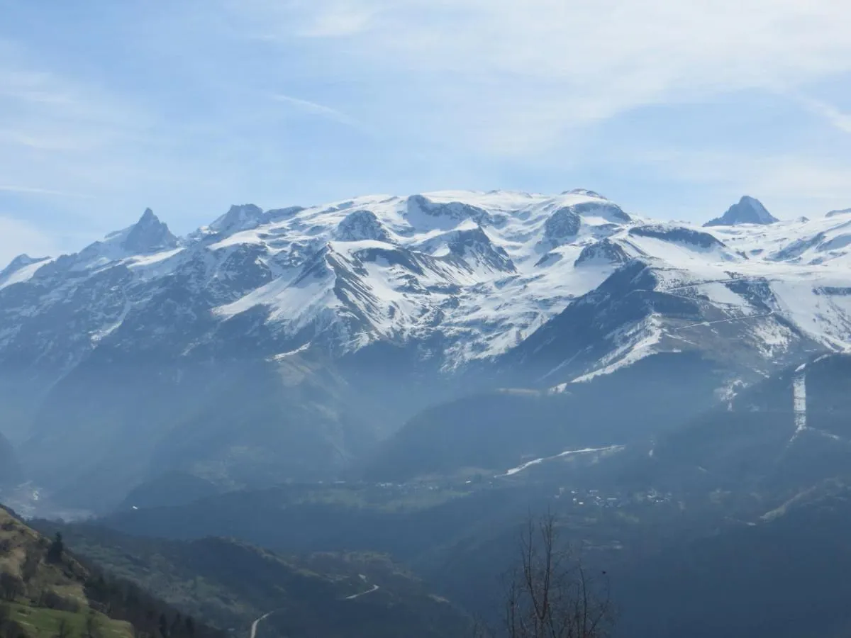 Studio Cabine Au Pied Des Pistes Avec Balcon Et Parking - Auris En Oisans - Fr-1-297-14